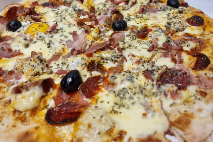 Pizza Globe-Trotteur