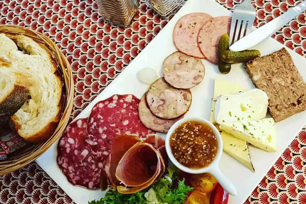 Les Ribines Bar, resto