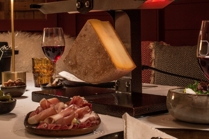 Restaurant La Guinguette de l’Ile du Roi Terrasse bord de Seine Triel Rive gauche Médan