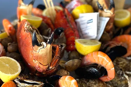 RESTAURANT "La Barque Bleue" à MEZE