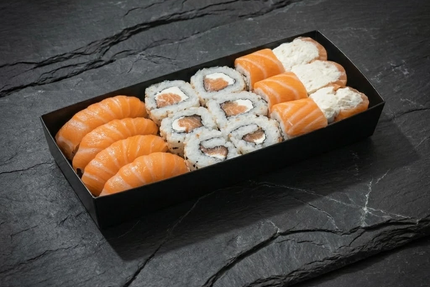 SUSHI PARAGON, CARNAC
