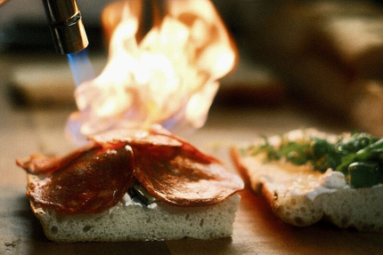 Li’s Sandwich | Victor Hugo