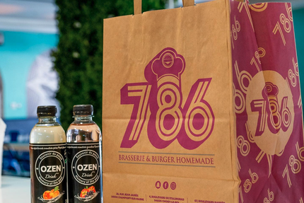 786 Brasserie Fast food
