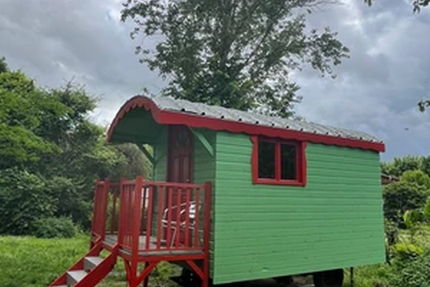 Une bouteille au Canal