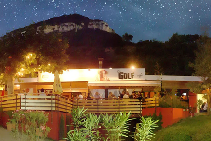 Golf Café