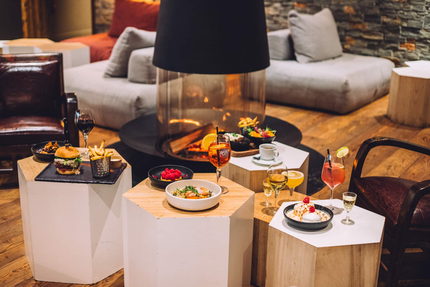 4'47 Restaurant bar lounge