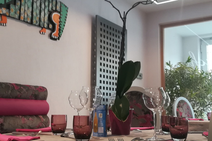 Le Bouche à Oreille