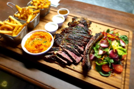 Le Bœuf sur le Grill | Restaurant de viandes, Grillades