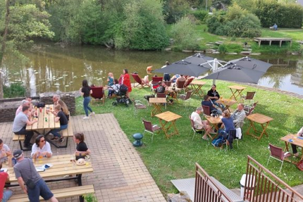 Le Pub De La Rivière