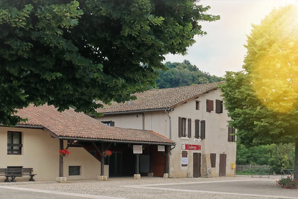 Une auberge à Marnans
