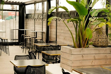 MOREX CUSTOM HOUSE : RESTAURANT & BAR