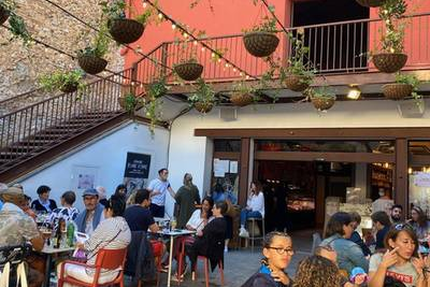 LES CUISINES - FOOD HALL THUIR