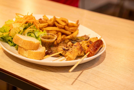 LES CUISINES - FOOD HALL THUIR