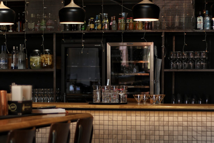 Le Saint Laurent | Bar à cocktails & Restaurant