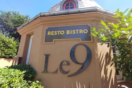 Le 9 Resto Bistro