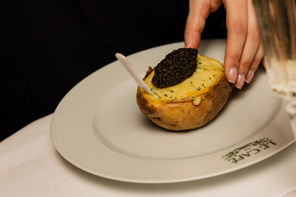 Le Café Saint-Tropez