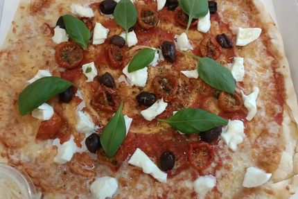 Pizza Antonio La Pizza Cuite au Feu de Bois