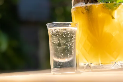 LE FIVE - Restaurant & Bar