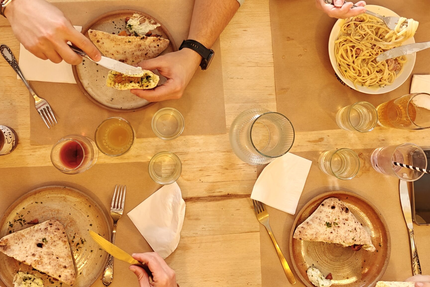 Le Podium - Café Coworking Studio