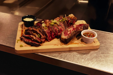 Restaurant Le Trinquet, bar à tapas, cave à vins