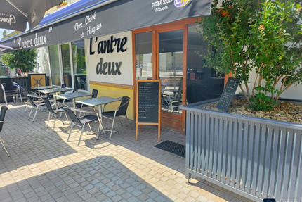 L'Antre Deux