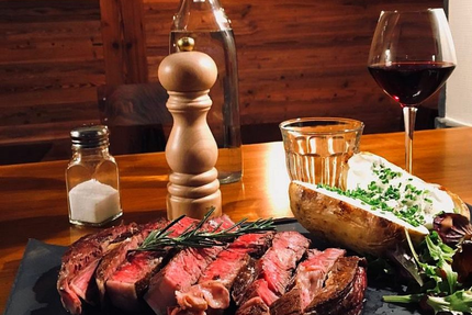 Old Farmer steakhouse