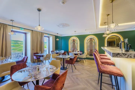 Le B'arts - Restaurant, Bar