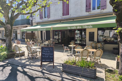 Au café des tilleuls