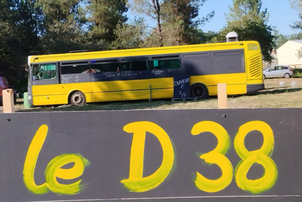 Le D38 - Rôtisserie et friterie