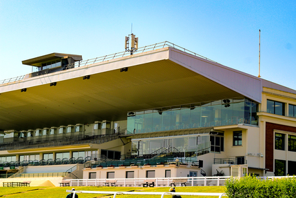 Restaurant Panoramique "Bistrots des Familles" de l'Hippodrome de Saint-Cloud
