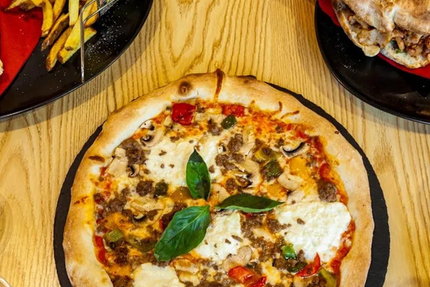 Asmos pizza au feux de bois/burgers gourmets/tacos