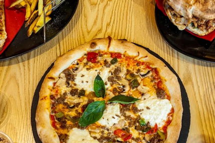 Asmos pizza au feux de bois/burgers gourmets/tacos