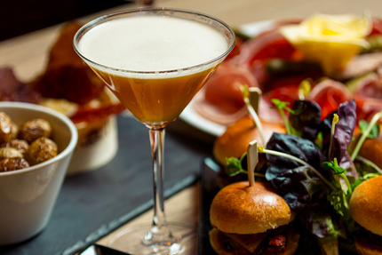 The Maze : Resto-Bistro-Club