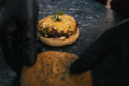 Distributeur de Pizzas - Au Petit Plaisir - 24h/24-7j/7