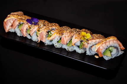 HIKARI Sushi & Roll