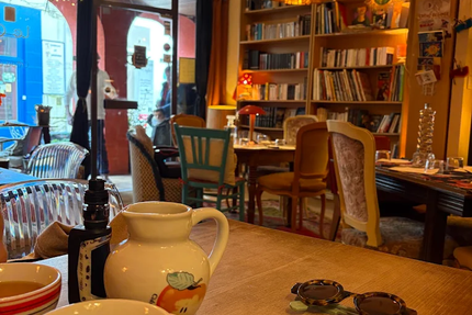 Crêperie Le Q de Poule Pornic & livre voyageur