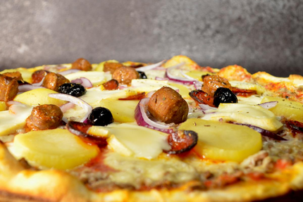 Le Monde À Sa Porte