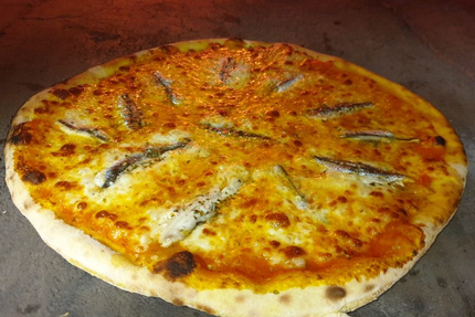 Pizza Pirate Au Feu De Bois