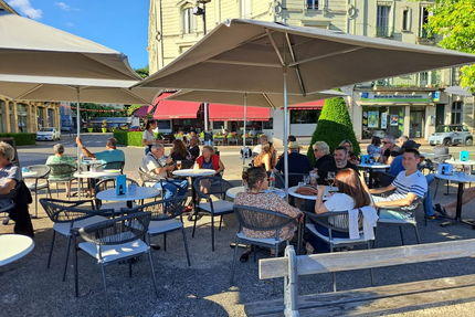 Café De La Paix