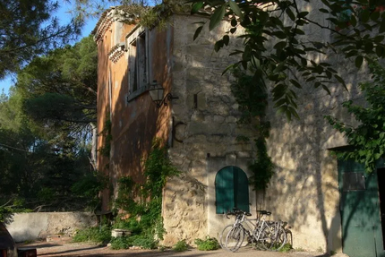 Domaine De Creyssels/ la remise