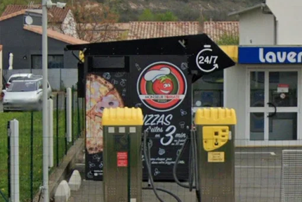 Distributeur de pizzas artisanales Monsieur Tomate 7j/7 et 24h/24 | A Emporter