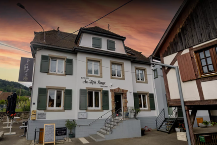 Restaurant au tapis rouge