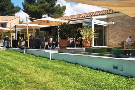B2 - Restaurant du Golf de Saumane