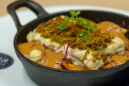 Julie dans la cuisine