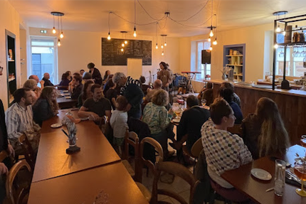 gari garette — restaurant bar culturel