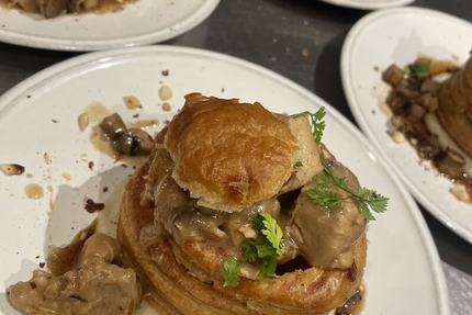 Magnum - Table de Sommeliers en Luberon - St Saturnin les Apt