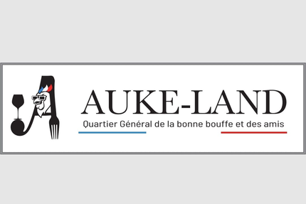 Auke-Land Bar/Restaurant