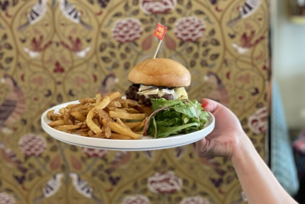 BAR - BRASSERIE "Le Versailles Normand"