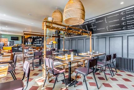 Le 1895 - Club House du New Lawn