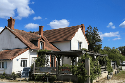 Little MISS GOUMARD CHEVERNY